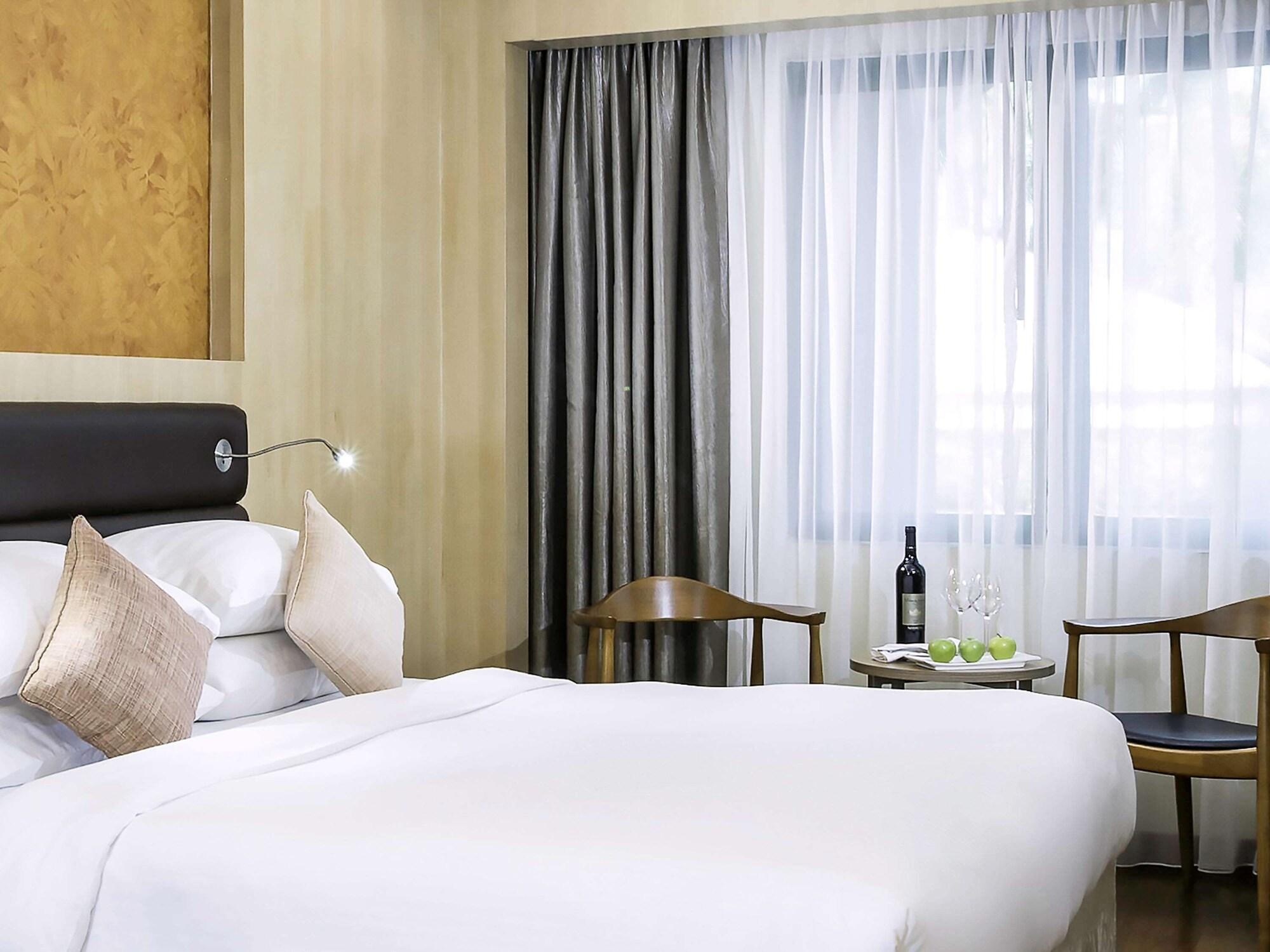 Mercure Yangon Kaba Aye Kültér fotó