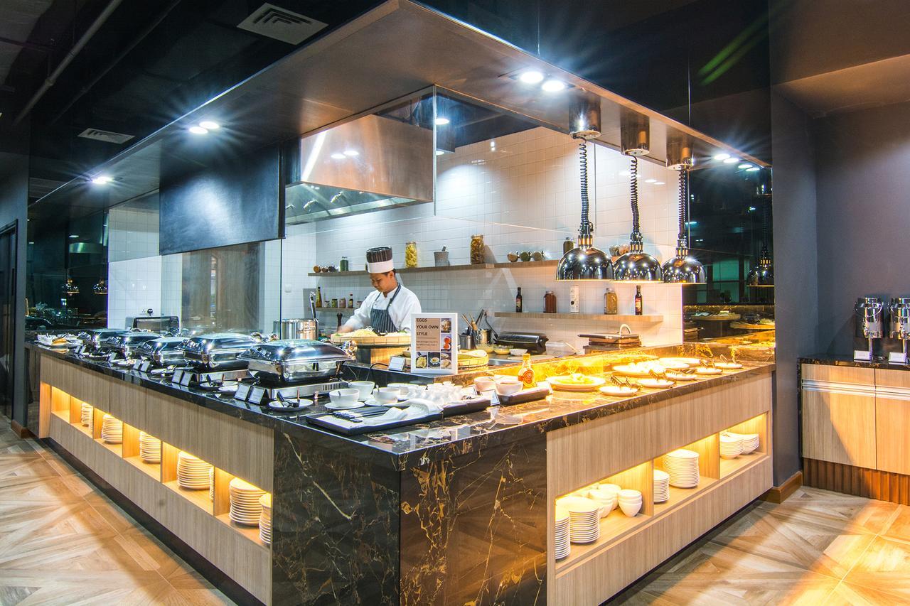Mercure Yangon Kaba Aye Kültér fotó