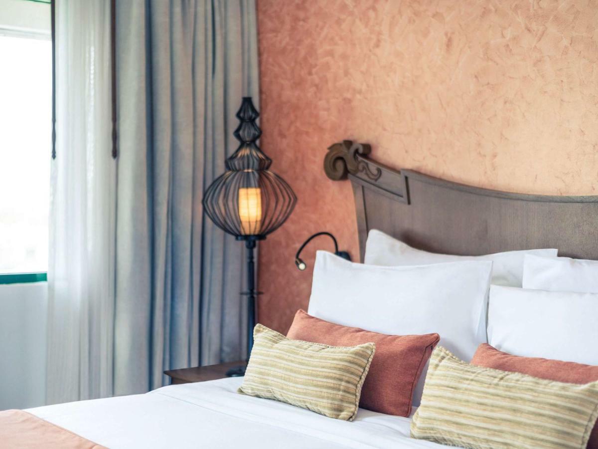 Mercure Yangon Kaba Aye Kültér fotó